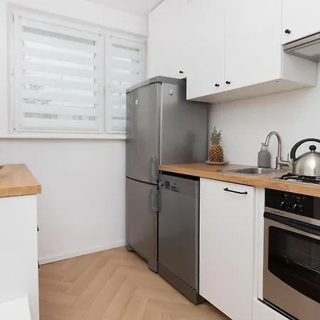 Apartamento Cosy For 5 Guests Wrzeszcz By Renters *