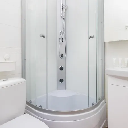 Cosy For 5 Guests Wrzeszcz By Renters Gdansk